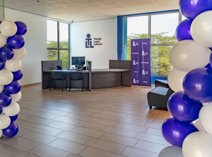Tienda Legal Laboral ta iniciativa innovativo pa conseho laboral den bario